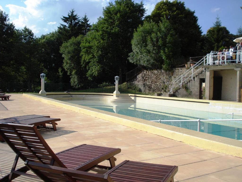 Chateau Le Mialaret Neuvic  Exteriör bild